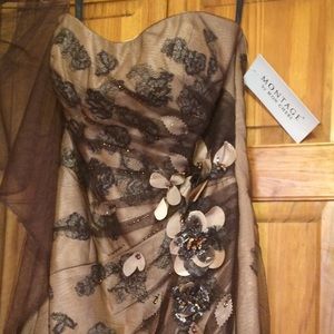 Mom Cheri gown. Mother of the bride/groom.